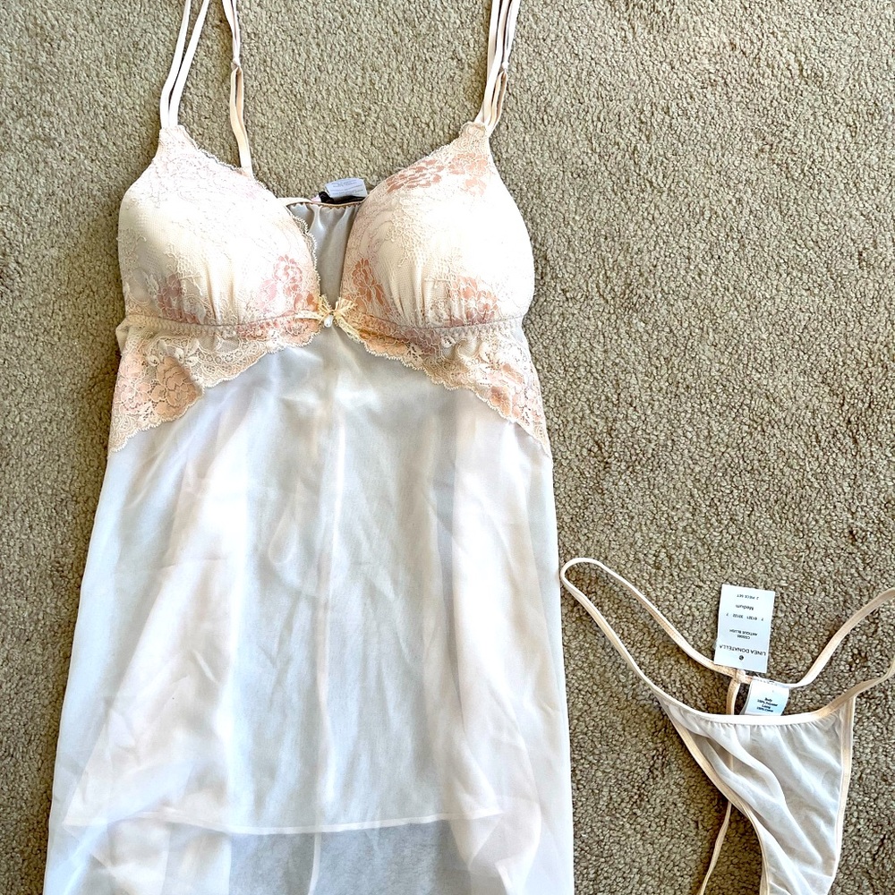 LIKE NEW Delicate Pink camisole teddy lingerie set - Medium